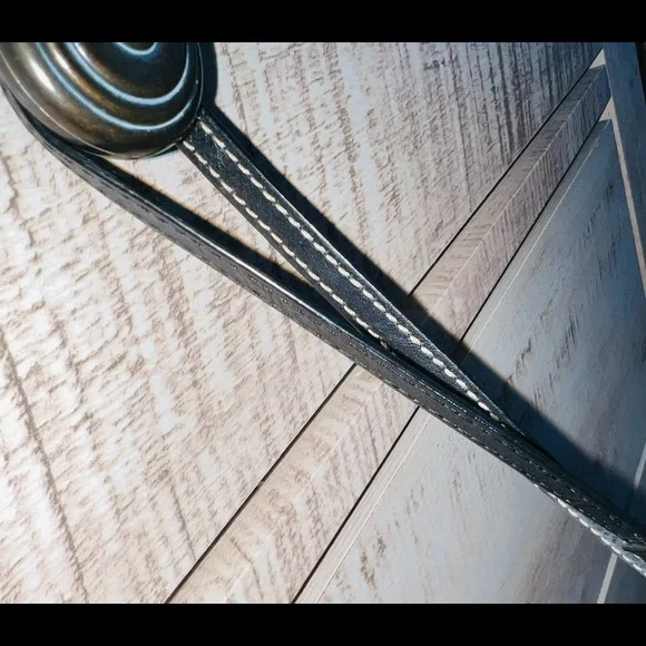 Michael Kors Black Leather and embossed Silver Button Wristlet Vintage - Picture 14 of 16